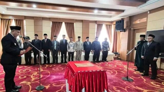 Walikota Sungai Penuh Lantik Y.Z. Oktovianus sebagai Dewan Pengawas Perumda Tirta Khayangan Periode 2026–2030